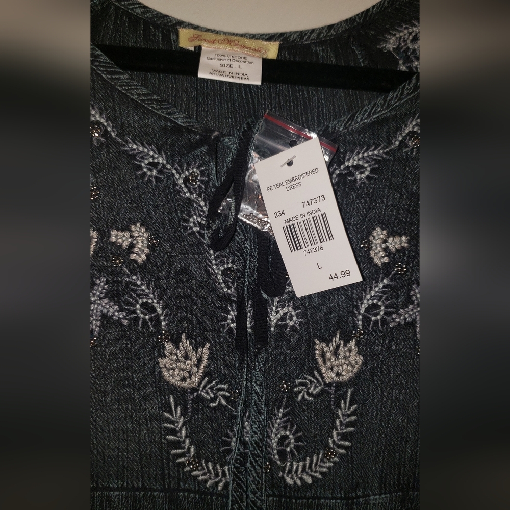 Sweet Magnolia dress. Size Large. Color blue denim. - Picture 3 of 3